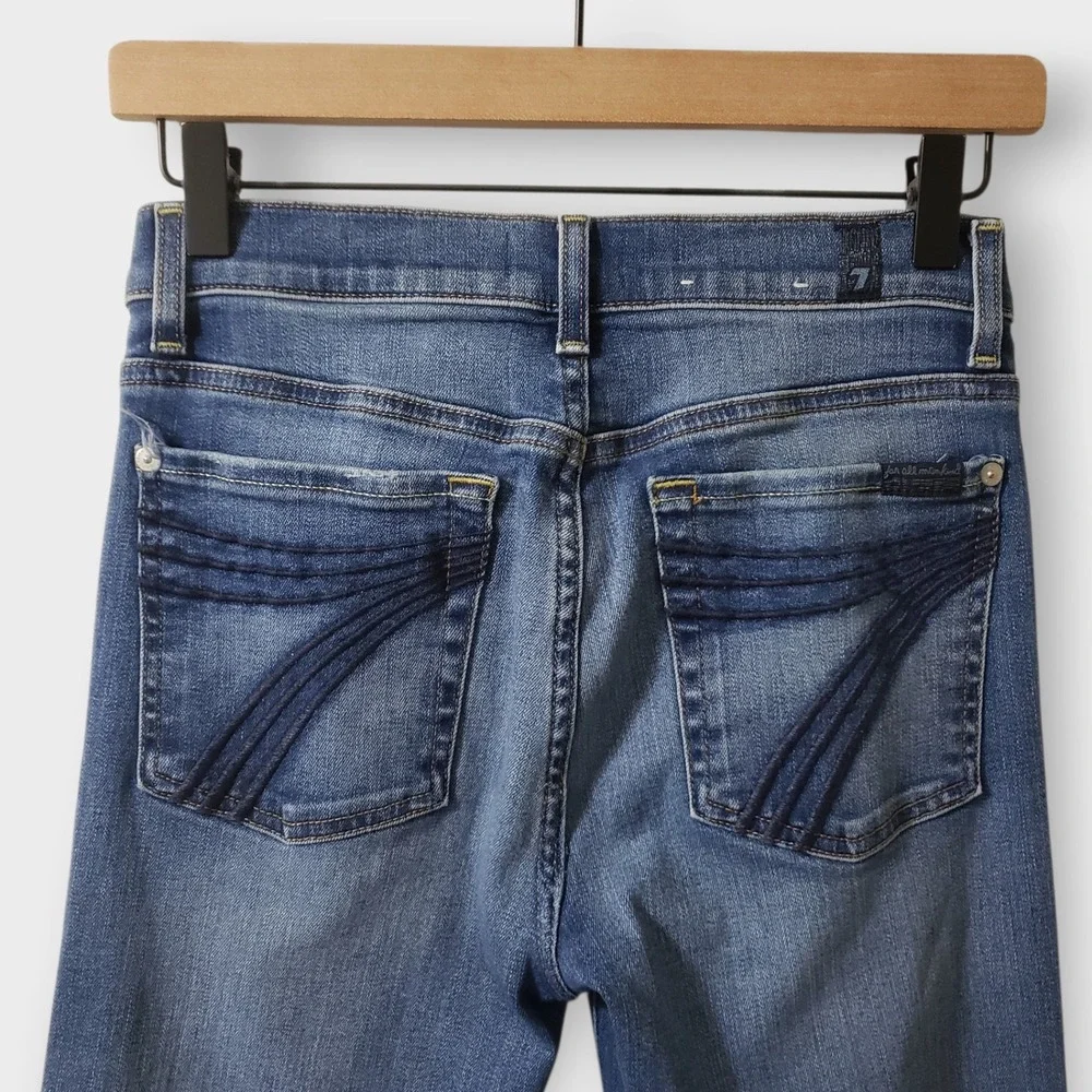 7 For All Mankind Dojo Flare Jeans Blue Denim Women Size 26 Medium Wash - Picture 4 of 15